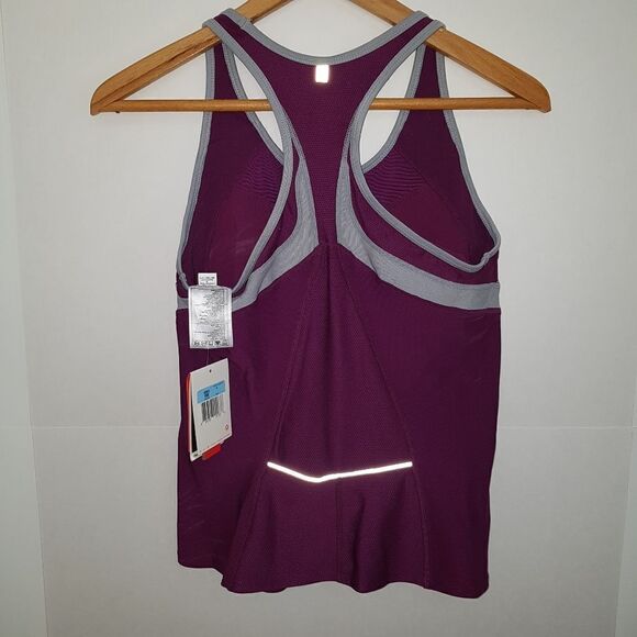 🌸HOST PICK🌸NIKE  FIT DRY Women's Mulberry/Silver Sport Athletic TOP Med - Picture 14 of 16